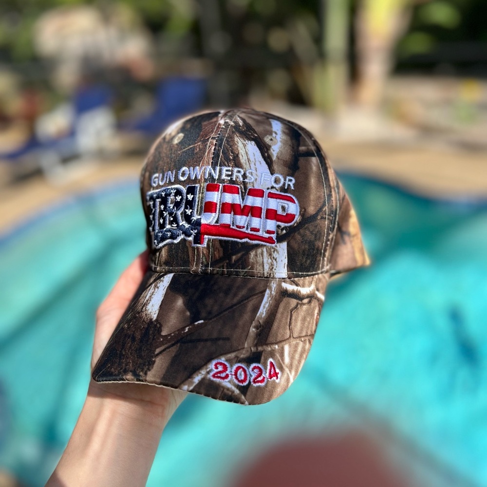 Camo Gun Owners for Trump 2024 hat - Picture 2 of 5
